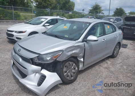 2020 Kia Rio Lx z USA, uszkodzony, nr VIN 3KPA24AD9LE268306